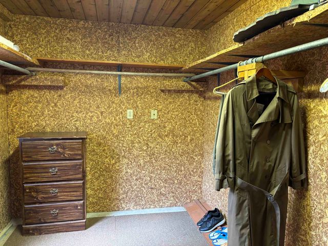 8 Lee Dr, St Augustine, FL 32080