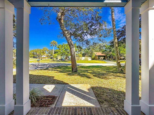 8 Lee Dr, St Augustine, FL 32080