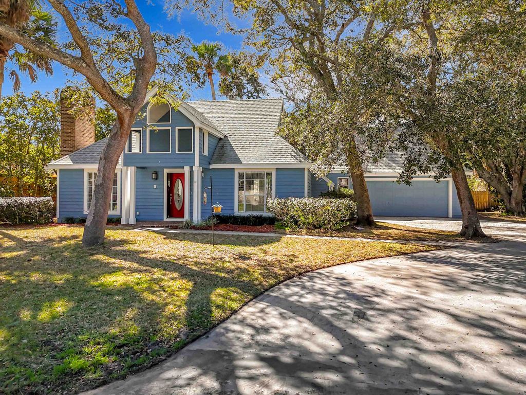 8 Lee Dr, St Augustine, FL 32080