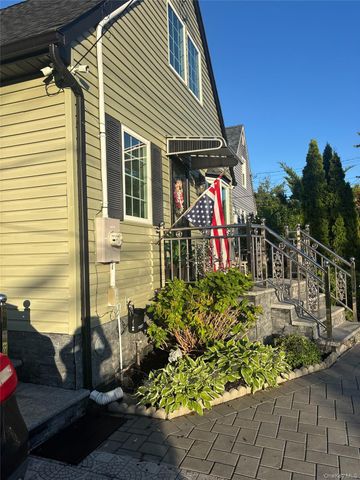 120 Fir Street, Valley Stream, NY 11580