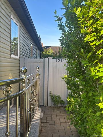 120 Fir Street, Valley Stream, NY 11580