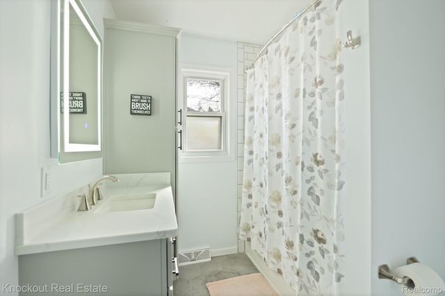 4071 S Vassar Road, Vassar Township, MI 48768