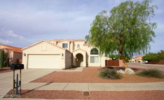 9465 N Elan Lane, Tucson, AZ 85742