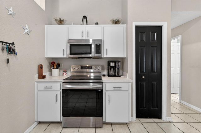 924 MICANOPY DRIVE, Lakeland, FL 33813