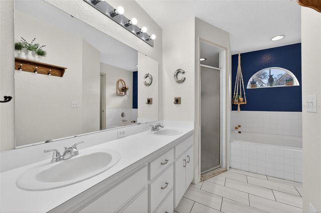 924 MICANOPY DRIVE, Lakeland, FL 33813