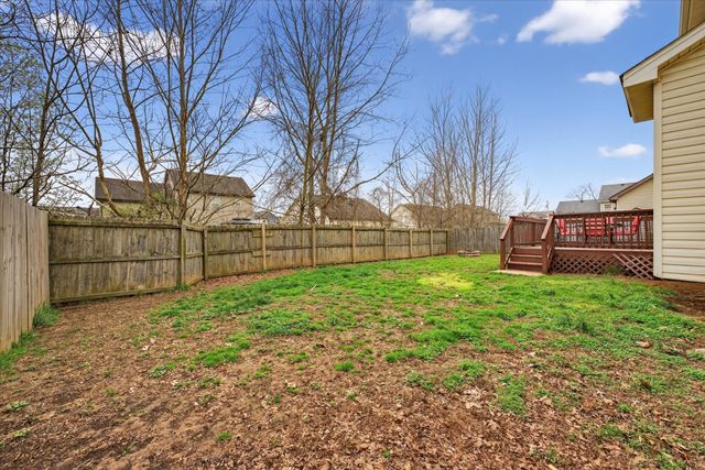 3462 Bradfield Dr, Clarksville, TN 37042