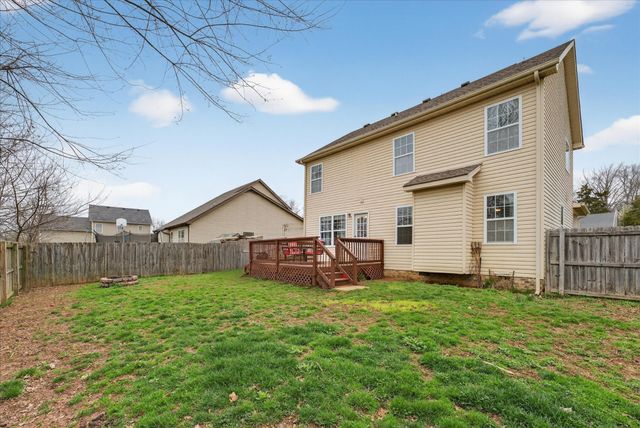 3462 Bradfield Dr, Clarksville, TN 37042