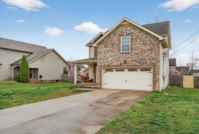 3462 Bradfield Dr, Clarksville, TN 37042