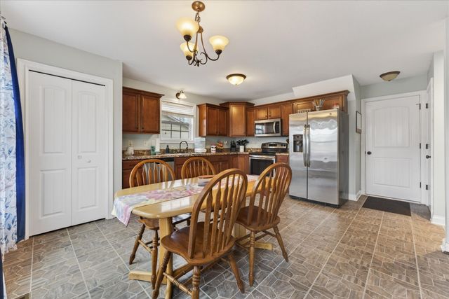 3462 Bradfield Dr, Clarksville, TN 37042