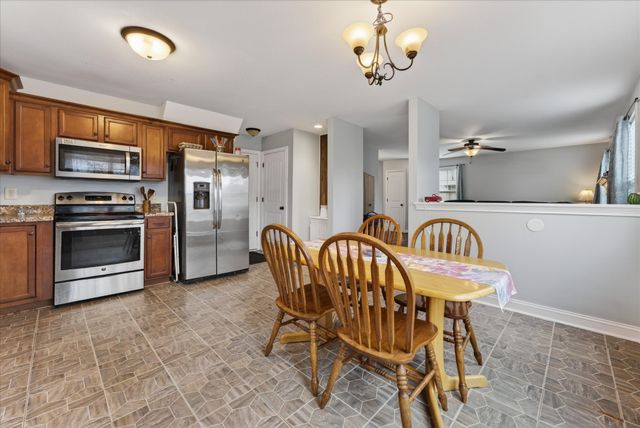 3462 Bradfield Dr, Clarksville, TN 37042