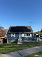 457 Vincellette Street, Bridgeport, CT 06606
