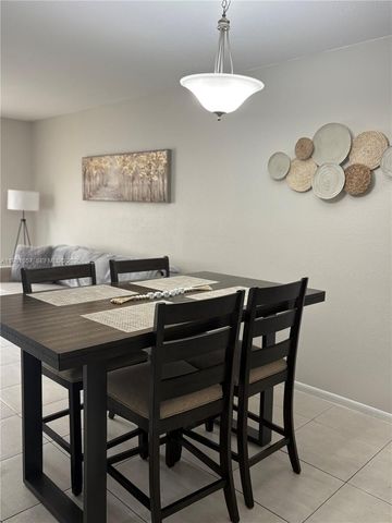 9955 Twin Lakes Dr 9-K, Coral Springs, FL 33071