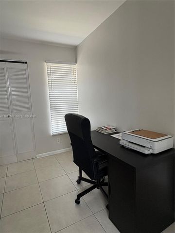 9955 Twin Lakes Dr 9-K, Coral Springs, FL 33071