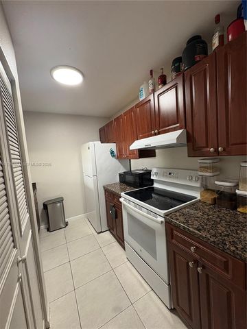 9955 Twin Lakes Dr 9-K, Coral Springs, FL 33071