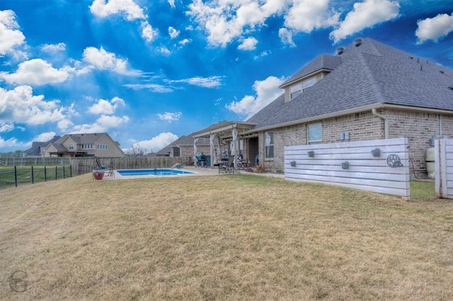 700 Abita Chase, Bossier City, LA 71111