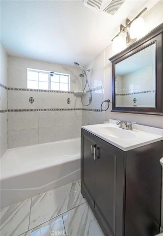 5125 W Crystal, Santa Ana, CA 92704