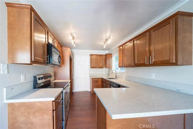 5125 W Crystal, Santa Ana, CA 92704