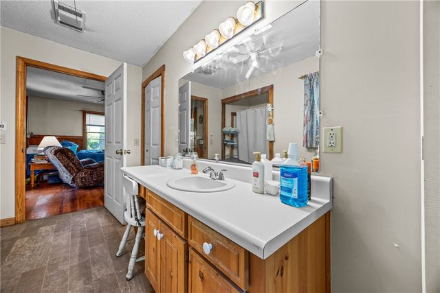 121 Mack Reid Road, Salem, SC 29676