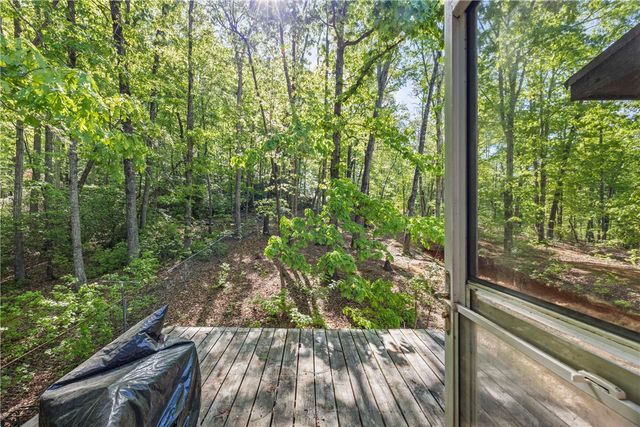 121 Mack Reid Road, Salem, SC 29676