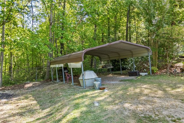 121 Mack Reid Road, Salem, SC 29676