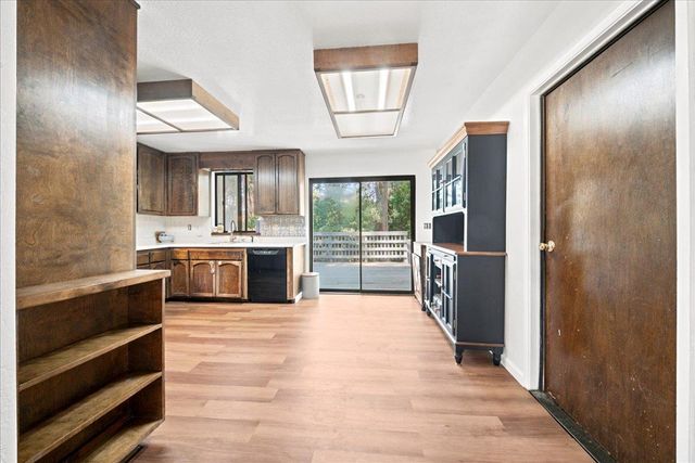 4976 Golden St, Pollock Pines, CA 95726
