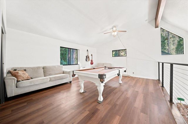 4976 Golden St, Pollock Pines, CA 95726