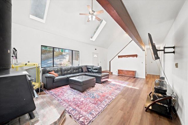 4976 Golden St, Pollock Pines, CA 95726