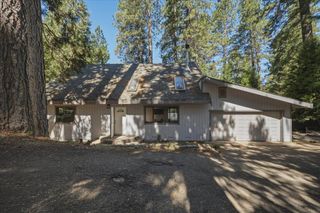 4976 Golden St, Pollock Pines, CA 95726