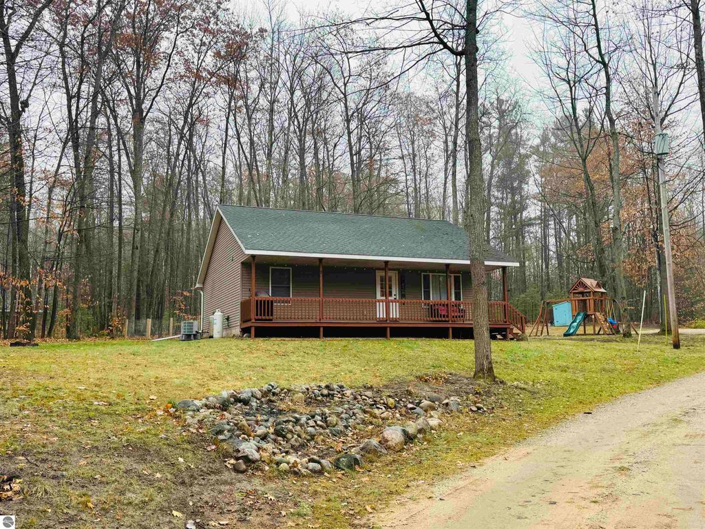 Image 2 of property listing at 1964 Carson Drive, Manton, MI 49663