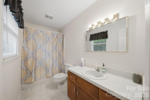 3882 Shadowood Drive, Morganton, NC 28655