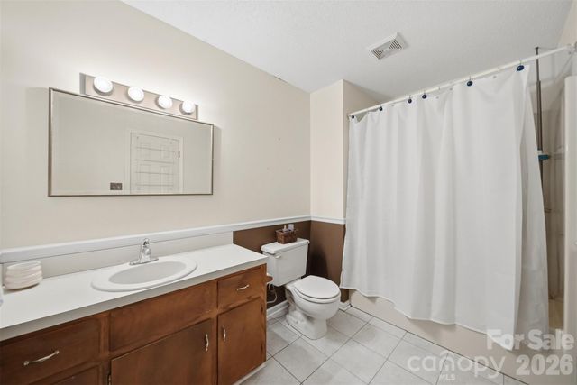 3882 Shadowood Drive, Morganton, NC 28655