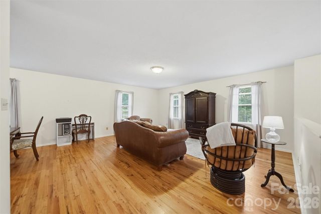3882 Shadowood Drive, Morganton, NC 28655