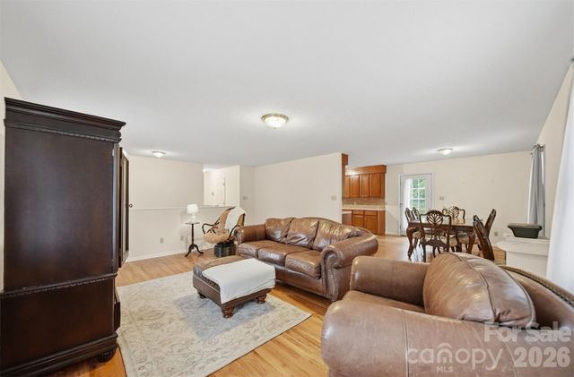 3882 Shadowood Drive, Morganton, NC 28655