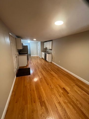 204 North Franklin 204, Holbrook, MA 02343