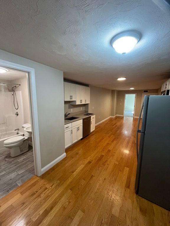 204 North Franklin 204, Holbrook, MA 02343