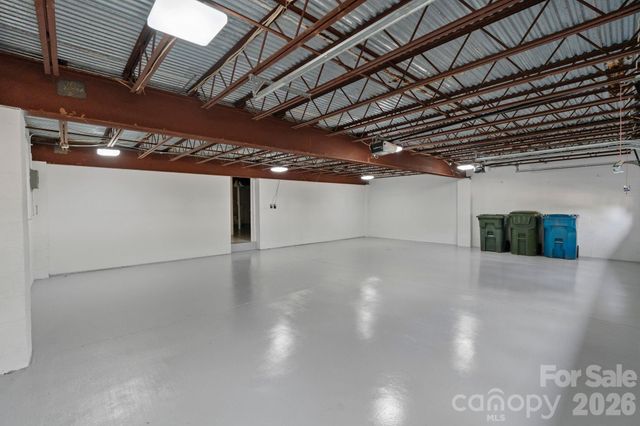 3114 N Center Street, Hickory, NC 28601