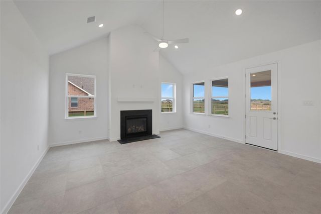 504 Cane Crossing Lake Drive, Sealy, TX 77474