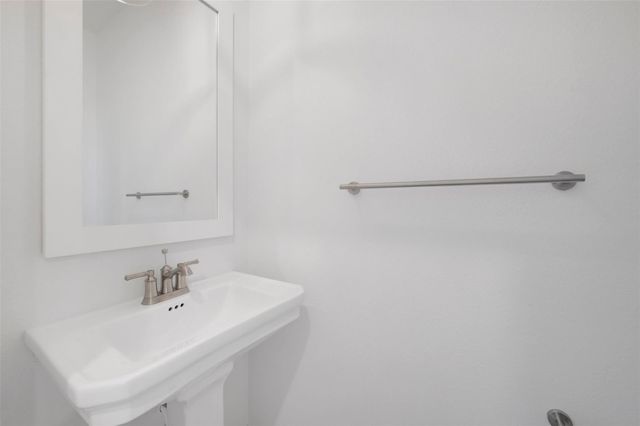 504 Cane Crossing Lake Drive, Sealy, TX 77474