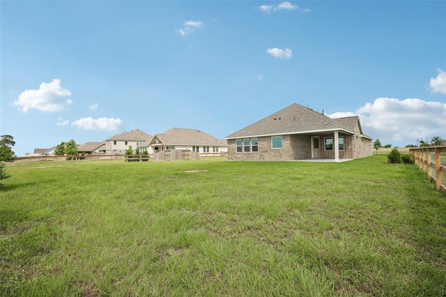 504 Cane Crossing Lake Drive, Sealy, TX 77474