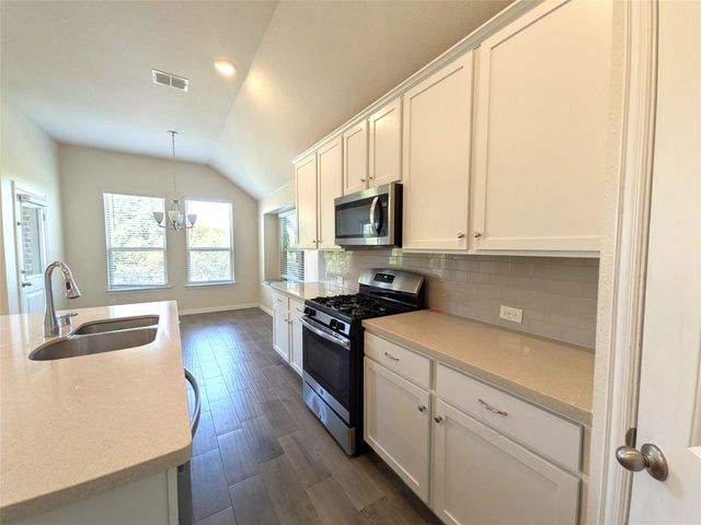9324 Bronze Meadow Drive, Fort Worth, TX 76131
