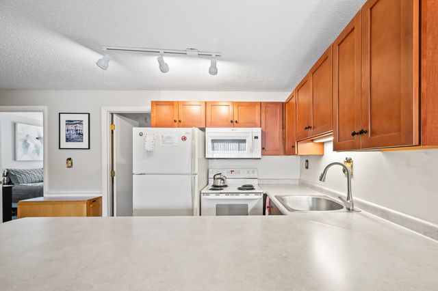 46 Linderhof Golf Course Road D5, Bartlett, NH 03838