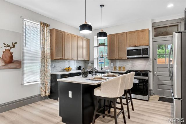1810 Utah Street, St Louis, MO 63118