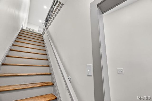 1810 Utah Street, St Louis, MO 63118