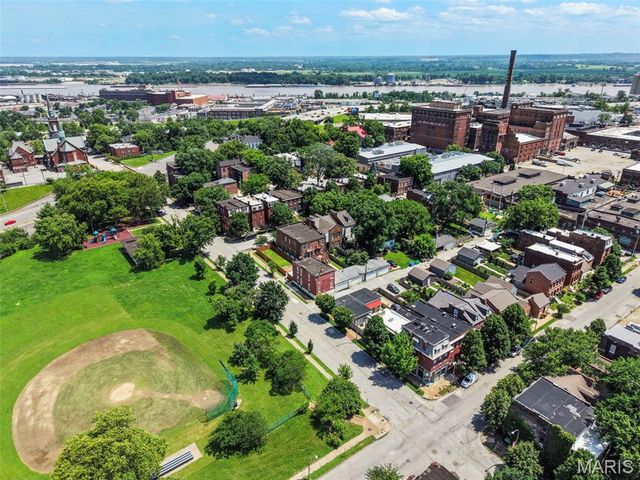 1810 Utah Street, St Louis, MO 63118
