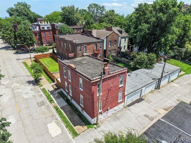 1810 Utah Street, St Louis, MO 63118