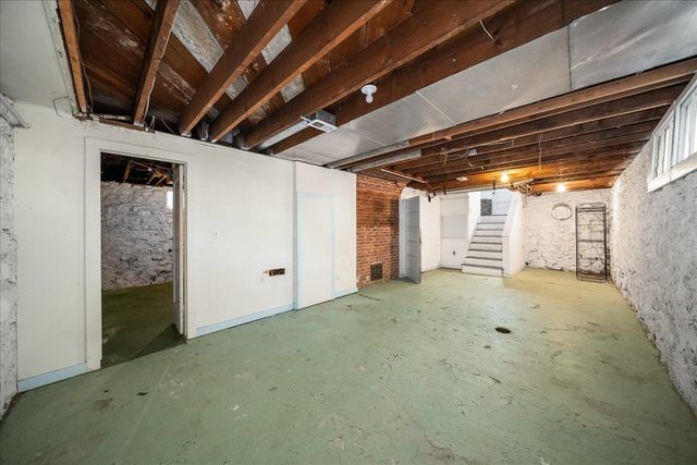 2702 W Gardner Ave, Spokane, WA 99201