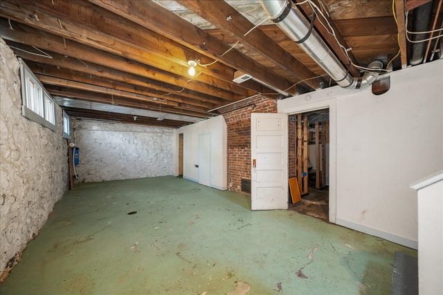 2702 W Gardner Ave, Spokane, WA 99201