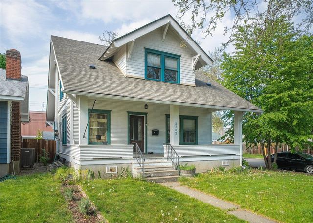 2702 W Gardner Ave, Spokane, WA 99201