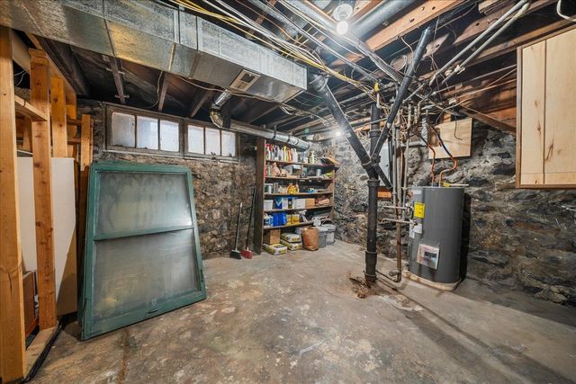 2702 W Gardner Ave, Spokane, WA 99201