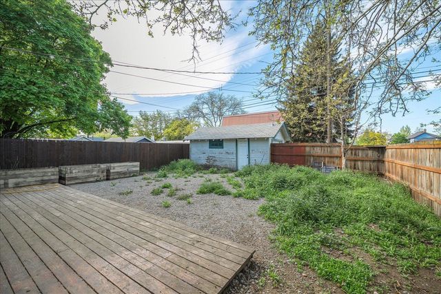 2702 W Gardner Ave, Spokane, WA 99201